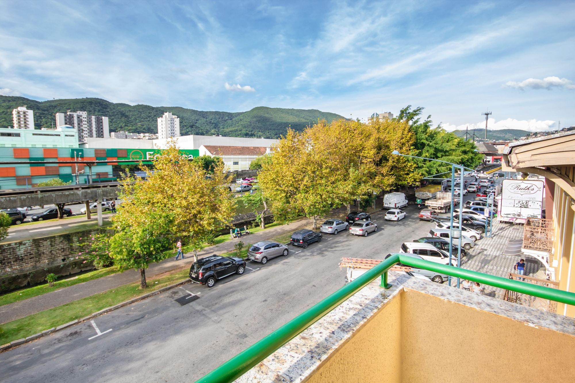 Hotel Euro Suite Pocos De Caldas By Nacional Inn Exterior photo