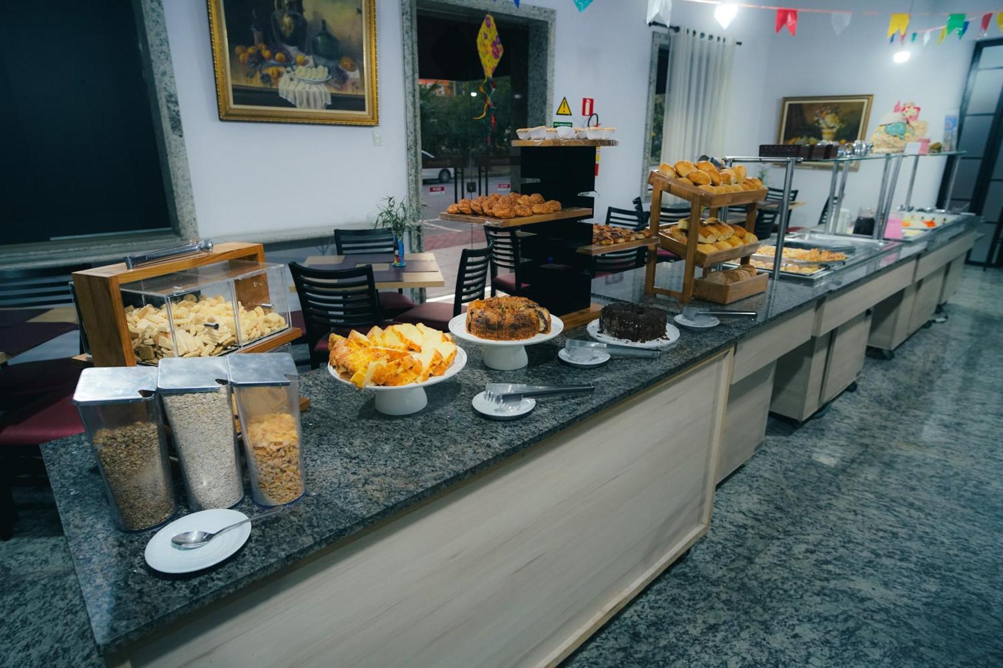 Hotel Euro Suite Pocos De Caldas By Nacional Inn Exterior photo