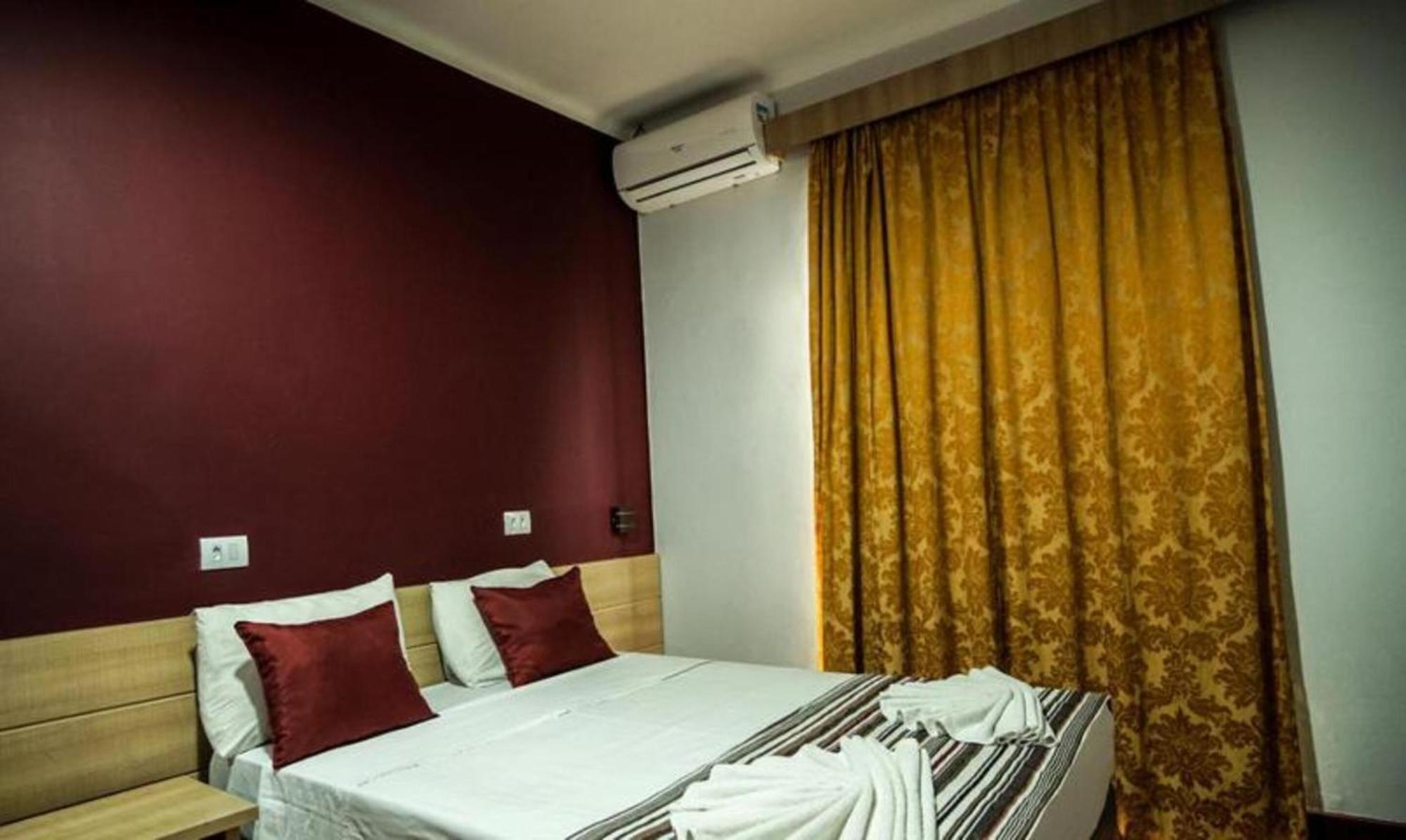 Hotel Euro Suite Pocos De Caldas By Nacional Inn Exterior photo