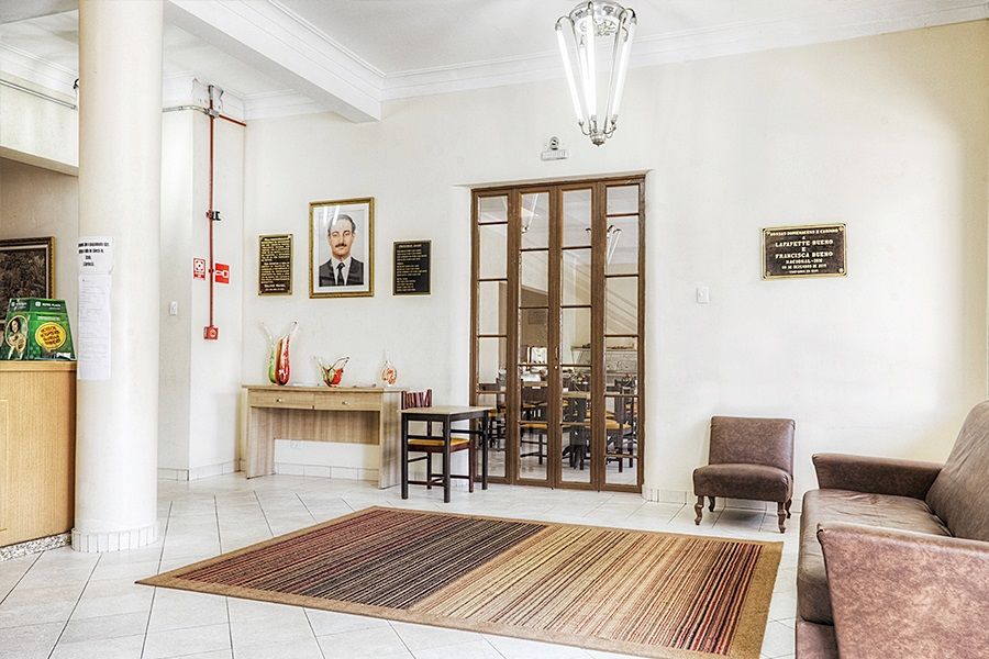 Hotel Euro Suite Pocos De Caldas By Nacional Inn Exterior photo